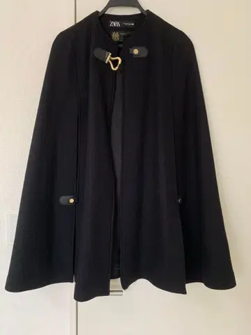 ZARA 케이프 코트 M 물림쇠 파손 있음