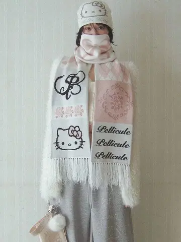 pellicule 페리큐르 HELLOKITTY knitmuffler
