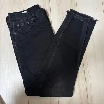 GAP 걸프렌드 미드 라이즈 데님