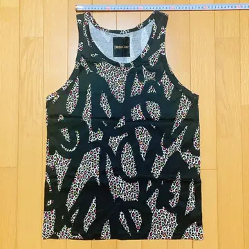DRESS CAMP 레오파드 무늬 블랙 탱크탑 44