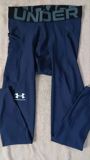 언더아머 컴프레션 레깅스 M 네이비