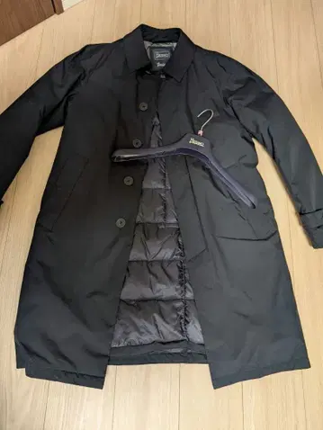 [ 새상품급 ] HERNO 라미너 다운 스텐카라 코트 블랙 46