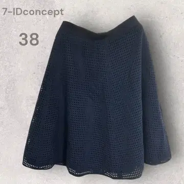 세븐 아이디 컨셉 플레어 스커트 무릎 기장 오피스 캐주얼 심플