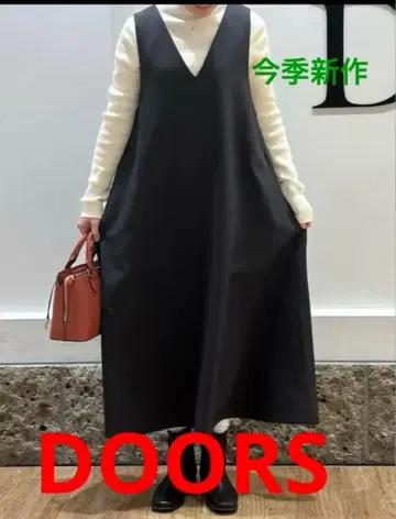 어반 리서치 도어스 멜란지 BACK 턱 플레어 점프수트