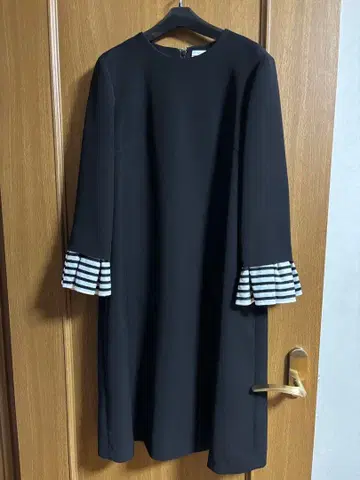 BORDERS at BALCONY 블랙 원피스 38