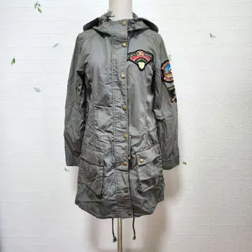 [노브랜드] 모스그린 밀리터리 자켓 와펜 후드 부착