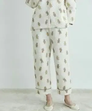 젤라또피케 베어 패턴 퀼팅 팬츠