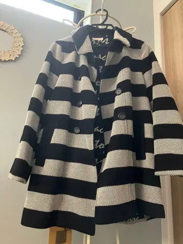 스트라이프 울 혼방 피 코트