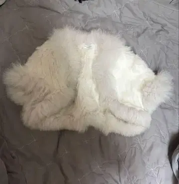 화이트 볼레로 퍼 숏 기장 아우터