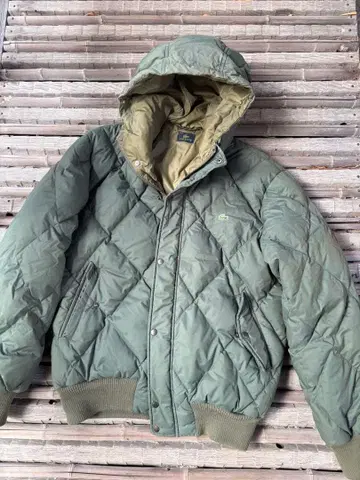 LACOSTE 올리브 그린 다운 자켓