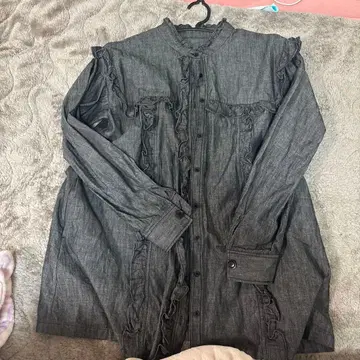 이네라 슬라브 프릴 빅 셔츠