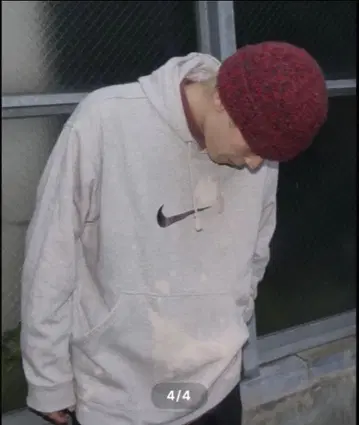 Fuji 군 착용 sooty 비니