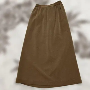 시선당 브라운 플레어 스커트 안감 부착