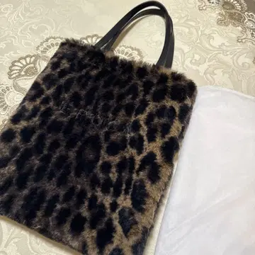 EPOCA 레오파드 무늬 퍼 숄더백