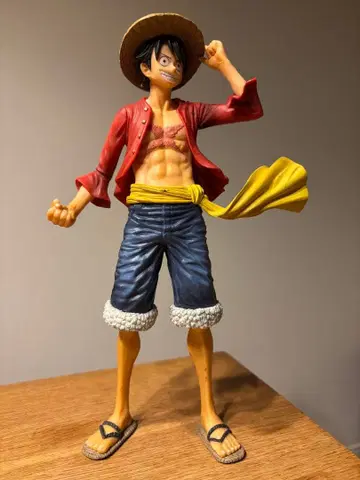 원피스 루피 피규어 자립