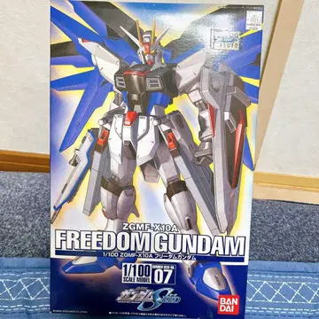 1/100 NO.07 ZGMF-X10A 프리덤 기동전사 건담 SEED