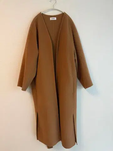 카멜색 롱 코트 벨트 포함