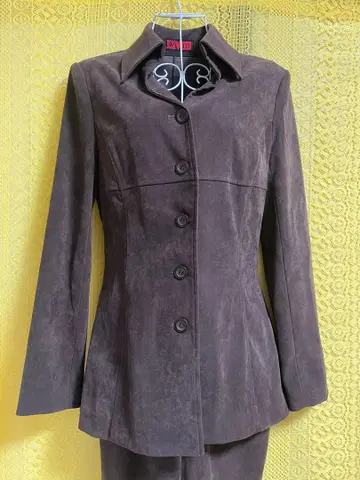 새상품급 [ 셋업 수트 ] 다크 브라운 스웨이드풍 ( M 사이즈 )