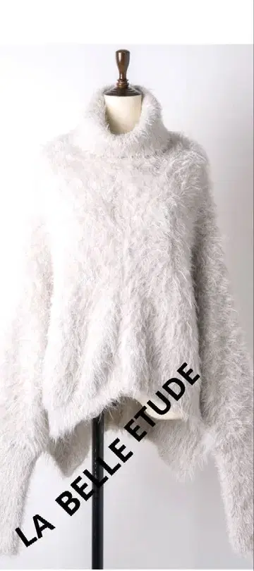 LA BELLE ETUDE 퍼 터틀넥 스웨터