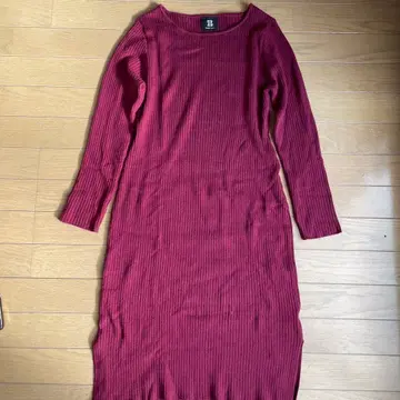 luxury Leve 버건디 긴팔 니트 원피스