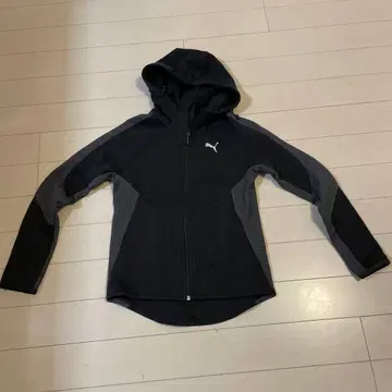 여성용 PUMA 후드 부착 후드티 블랙