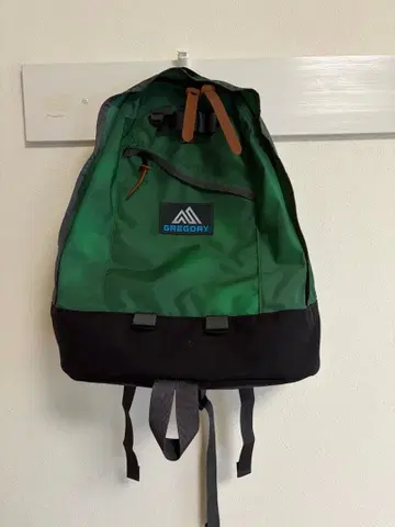 GREGORY 백팩 그린/블랙