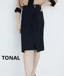 토날 드레이프감 소재 펜슬 스커트 짙은 네이비 연중 사용 가능