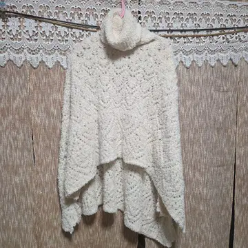 젤라또피케 판초