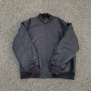 블랙 MA-1 자켓 아우터