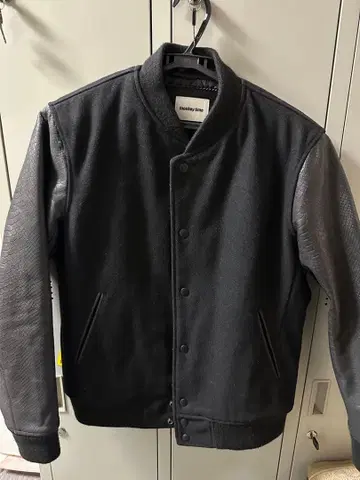 monkey time 블랙 바시티 자켓