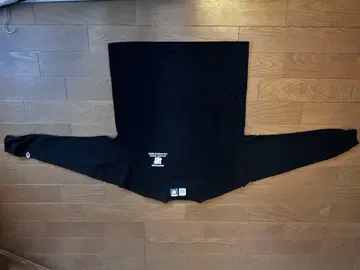 UNDEFEATED 블랙 긴팔 티셔츠 M