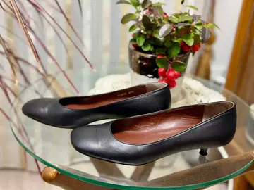 오데트 e 오딜 블랙 가죽 발레 슈즈