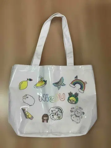 NiziU 토트백과 AYAKA 부채 세트 step and step