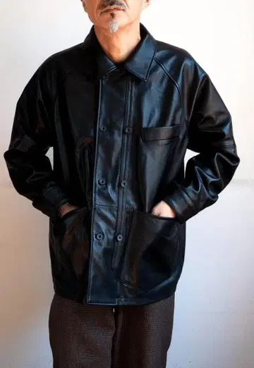 CCU COW SKIN 'L.C' 커버올 사이즈 1