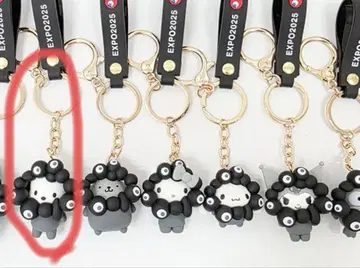 산리오 미야쿠미야쿠 콜라보 키링 블랙, 포차코만