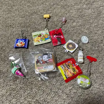 후드 모티브 가챠 묶음 판매