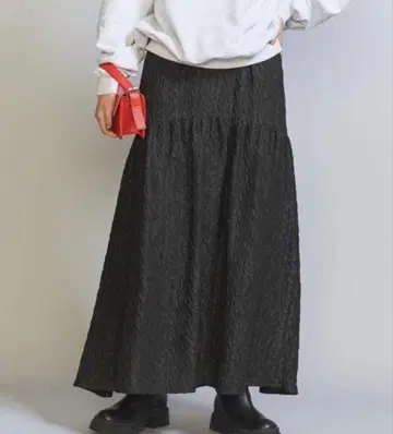 [택 포함 새상품] 유나이티드 애로우즈 자카드 개더 플레어 스커트