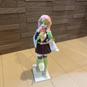 귀멸의 칼날 칸로지 미츠리 피규어