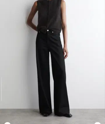 COS 데님 다이얼 와이드 레그진 블랙 사이즈 24