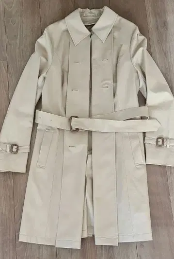 베이지 더블 브레스트 트렌치코트 11호