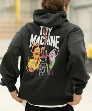 TOY MACHINE 후드티 블랙