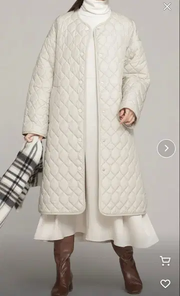 나노 유니버스 충전솜 퀼팅 노카라 코트 베이지 38 다운 코트