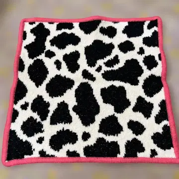 러브러리 바이 페이러 웨스턴 패턴 손수건 레어 핑크 새상품급