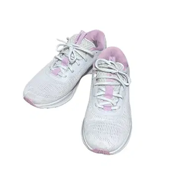 24.5cm 언더아머 러닝화 화이트/핑크