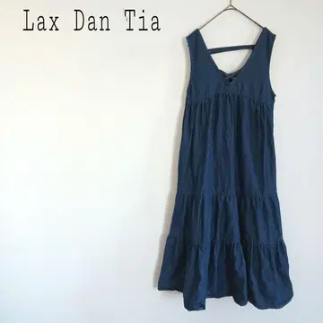 Lax Dan Tia 얇은 원단 데님 티어드 롱 원피스 슬리브리스