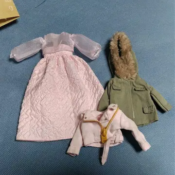 리카짱 의류 묶음 판매합니다.