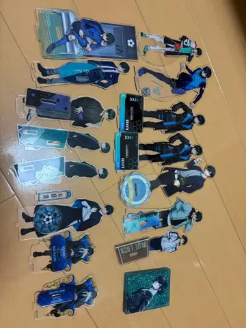 블루 록 이토시 린 아크릴 스탠드