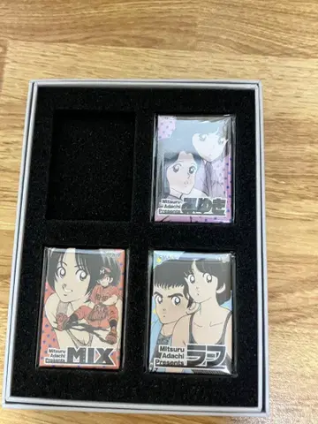 화업 55주년 기념 아다치 미츠루전 특별 부착 티켓에 포함된 마그넷 3종