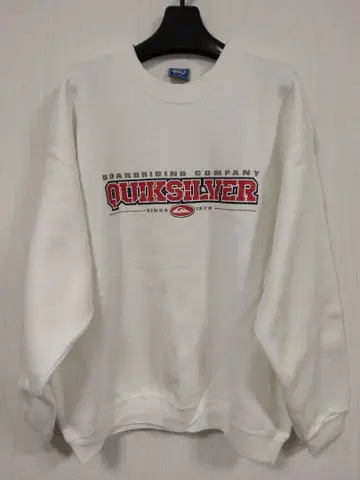 QUIKSILVER 트레이닝복 (사진을 확인해주세요.)