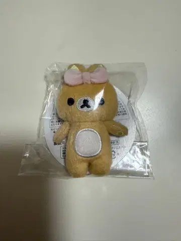 네오리라쿠 복권 D상 인형 배지